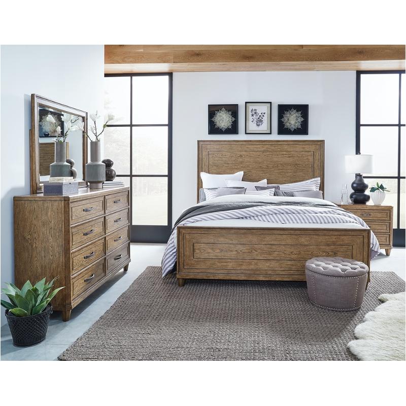 Bed / Dresser / Mirror / Nightstand
