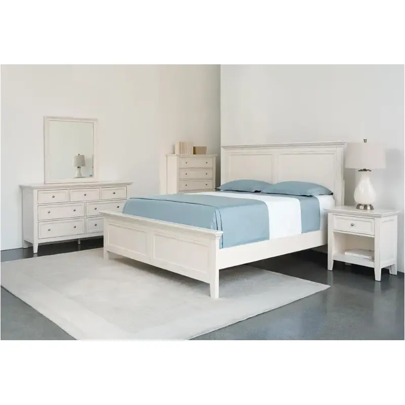 Bed / Dresser / Mirror / Nightstand