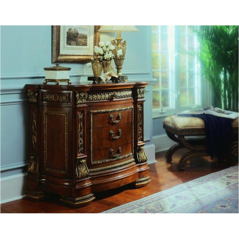 575142 Pulaski Furniture Royale Accent Demilune Chest