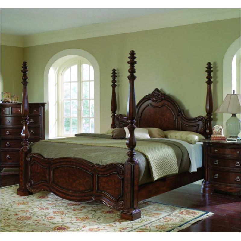 938150 Pulaski Furniture Edinburgh Bedroom Furniture Queen Bed
