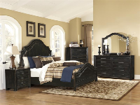 Bed / Dresser / Mirror / Nightstand