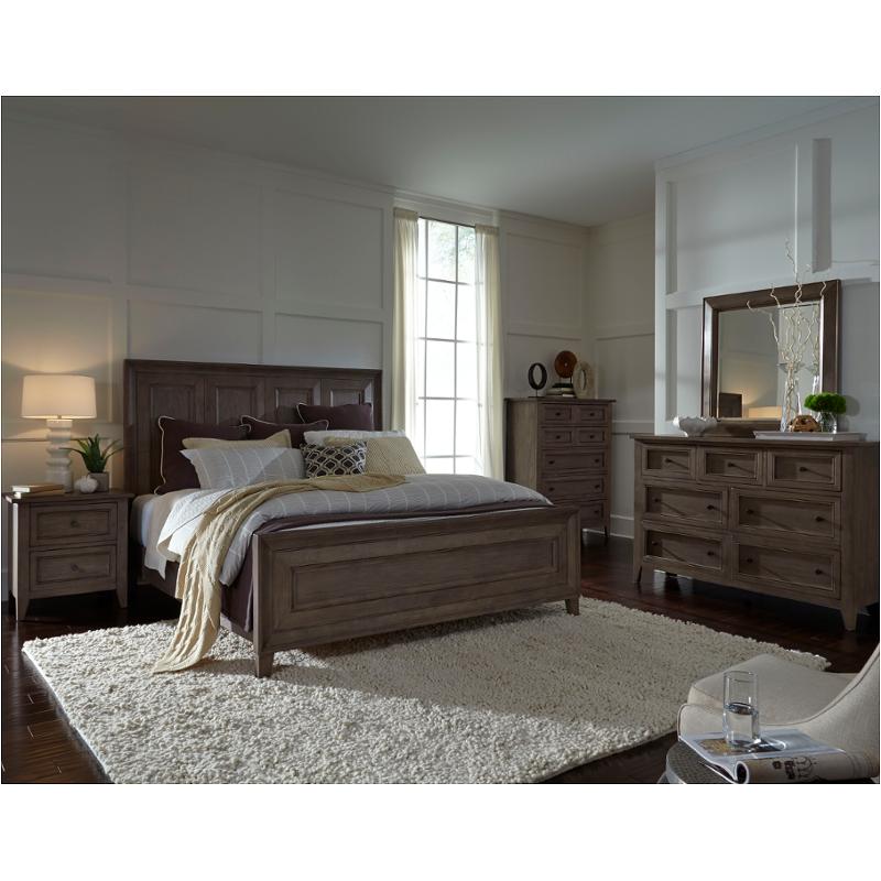 Bed / Dresser / Mirror / Nightstand