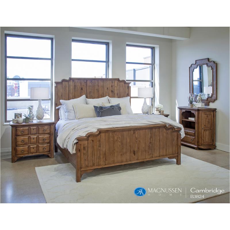 Bed / Dresser / Mirror / Nightstand
