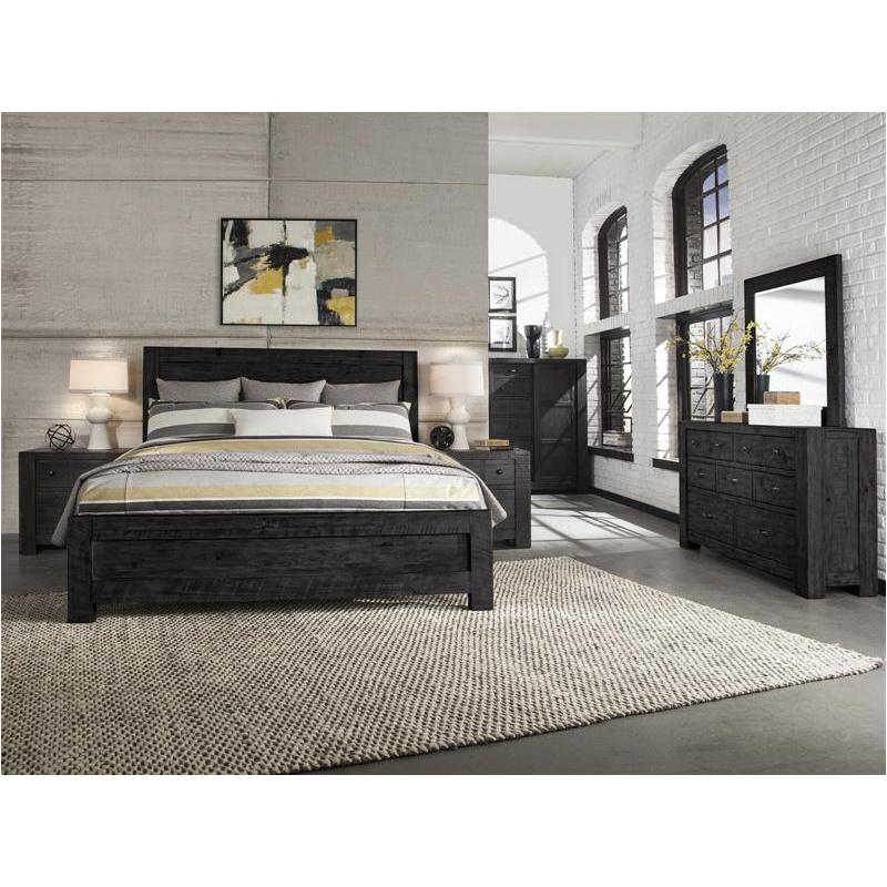 Bed / Dresser / Mirror / Nightstand