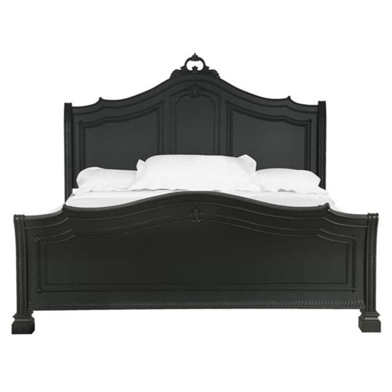 Bed / Dresser / Mirror / Nightstand