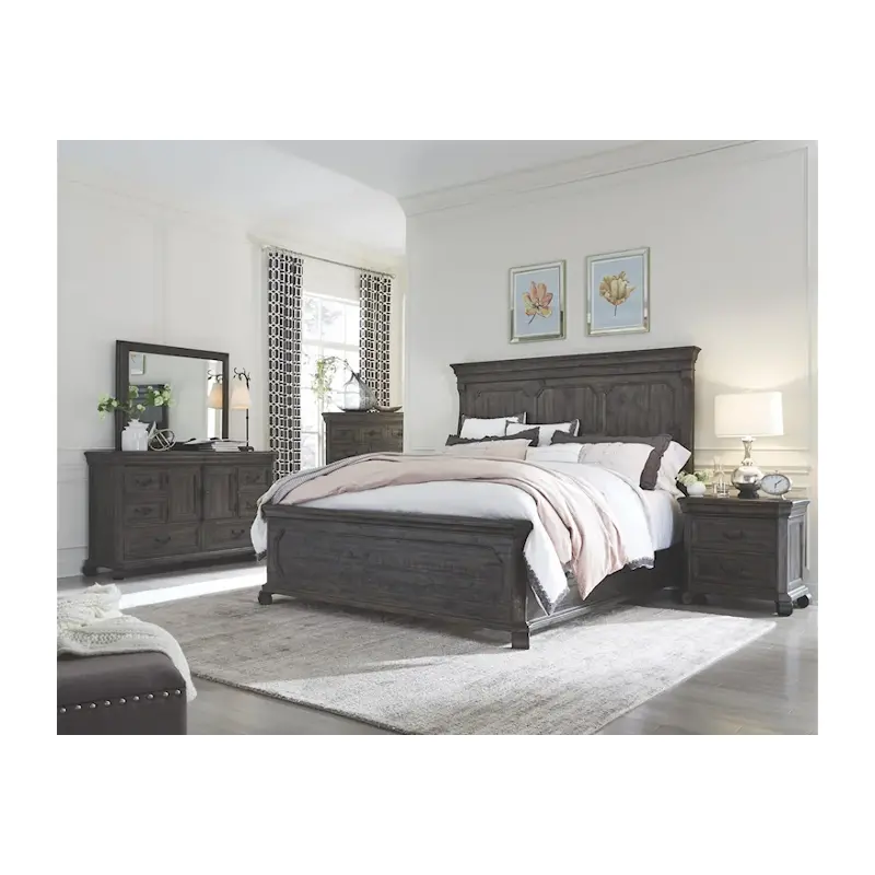 Bed / Dresser / Mirror / Nightstand