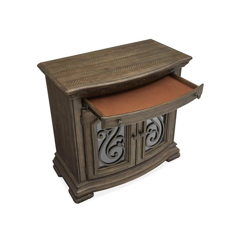 B513307 Magnussen Home Furniture Durango Bachelors Chest