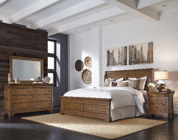 Bed / Dresser / Mirror / Nightstand