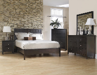 Bed / Dresser / Mirror / Nightstand