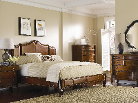 Bed / Dresser / Mirror / Nightstand