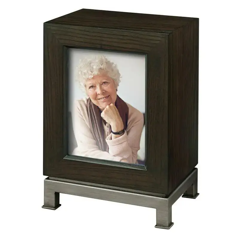 800226 Howard Miller Metro Ii Accent Furniture Accent Chest