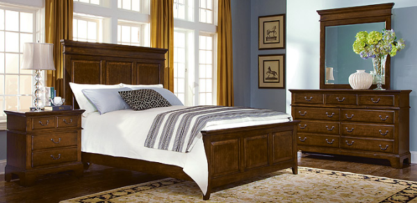 Bed / Dresser / Mirror / Nightstand