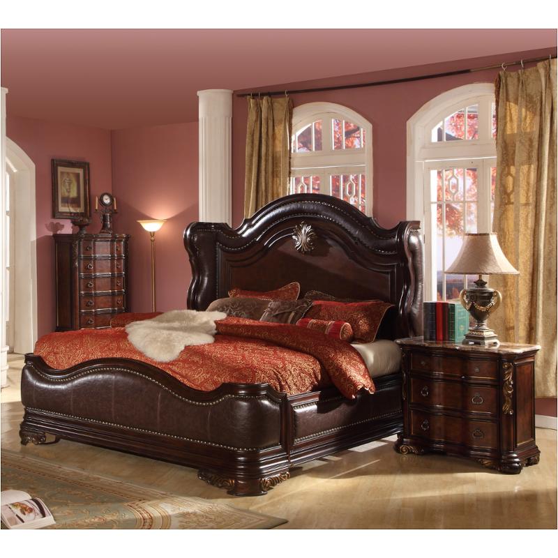 B3000-q Mc Ferran Home Furnishings Queen Bed - Brown
