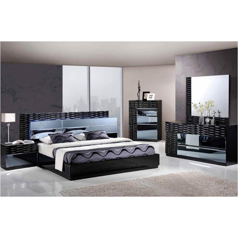 Manhattan - Black Bedroom Set