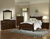 Bed / Dresser / Mirror / Nightstand