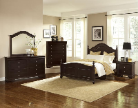Bed / Dresser / Mirror / Nightstand