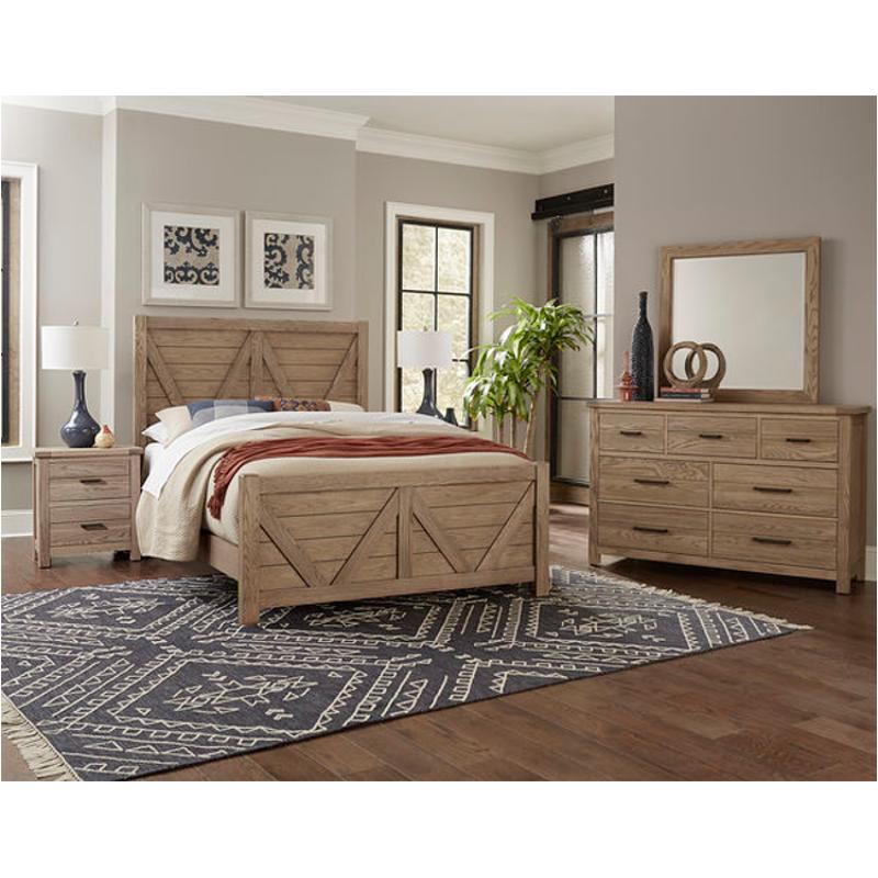 Bed / Dresser / Mirror / Nightstand