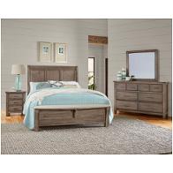 Bed / Dresser / Mirror / Nigtstand