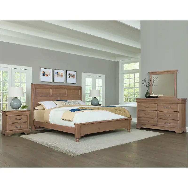 Bed / Dresser / Mirror / Nightstand