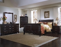 Bed / Dresser / Mirror / Nightstand