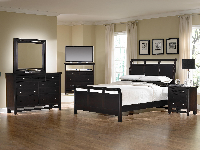 Bed / Dresser / Mirror / Nightstand