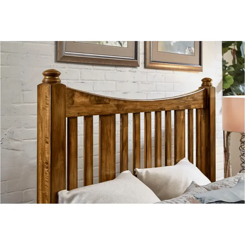 118-668 Vaughan Bassett Furniture Maple Road - Antique Amish Bed
