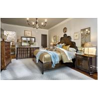 Bed / Dresser / Mirror / Nightstand