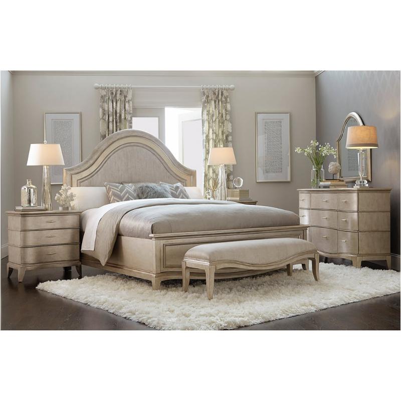 Bed / Nightstand / Mirror / Dresser