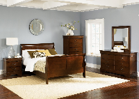 Bed / Dresser / Mirror / Nightstand