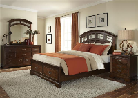 Bed / Dresser / Mirror / Nightstand