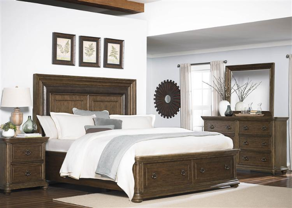 Bed / Dresser / Mirror / Nightstand