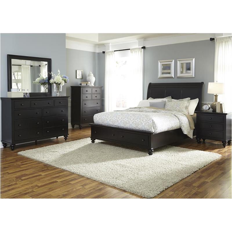 Bed / Dresser / Mirror / Nightstand