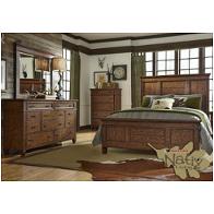 Bed / Dresser / Mirror / Nightstand