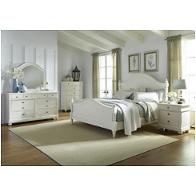 Bed / Dresser / Mirror / Nightstand