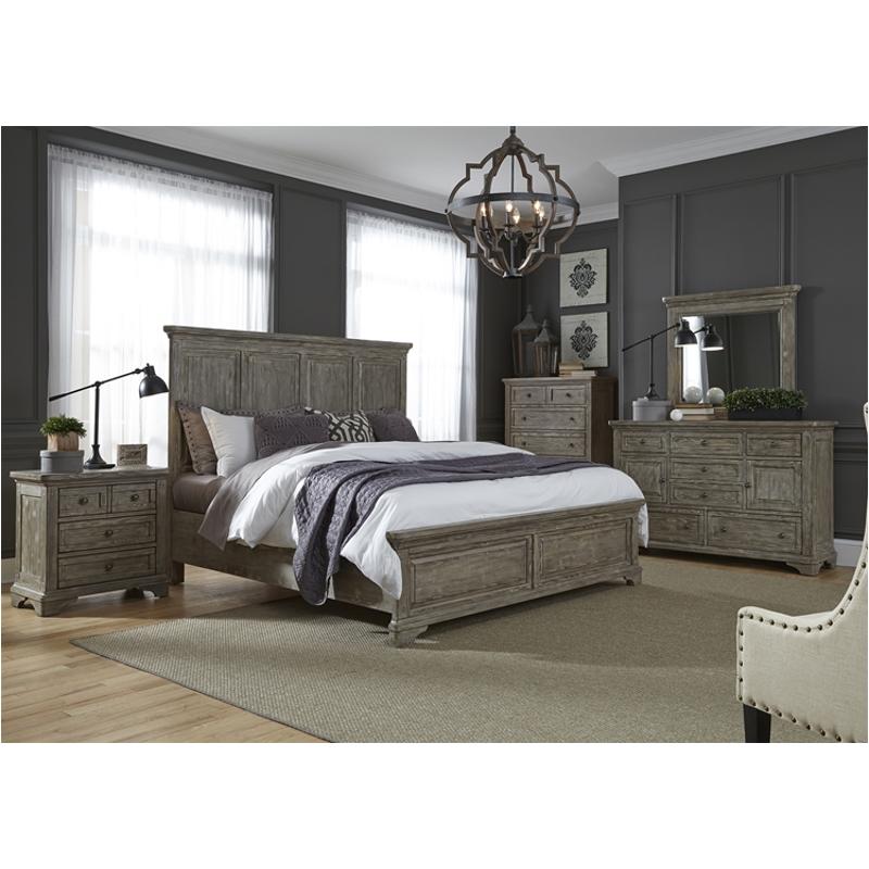 Bed / Dresser / Mirror / Nightstand