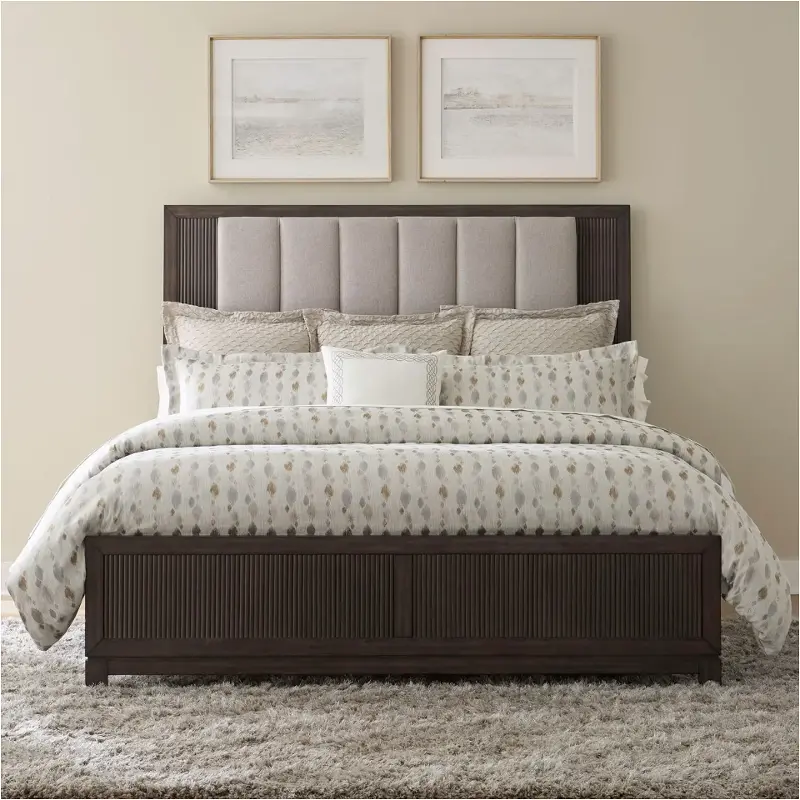 313-br13hu Liberty Furniture Queen Upholstered Panel Bed