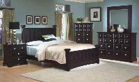 Bed / Dresser / Mirror / Nightstand