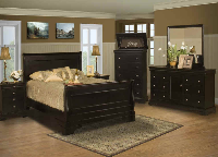 Bed / Dresser / Mirror / Nightstand