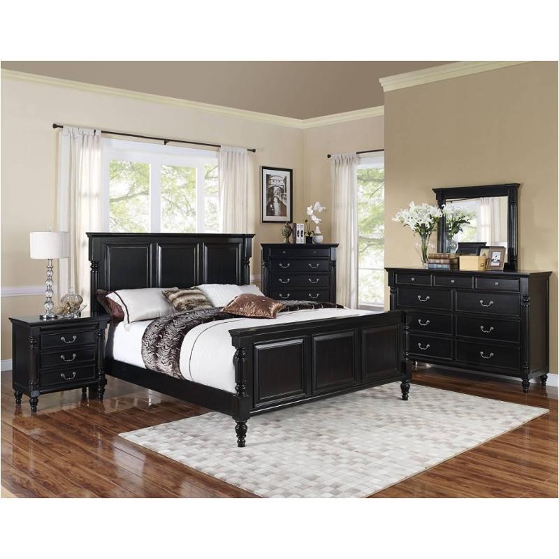 Bed / Dresser / Mirror / Nightstand