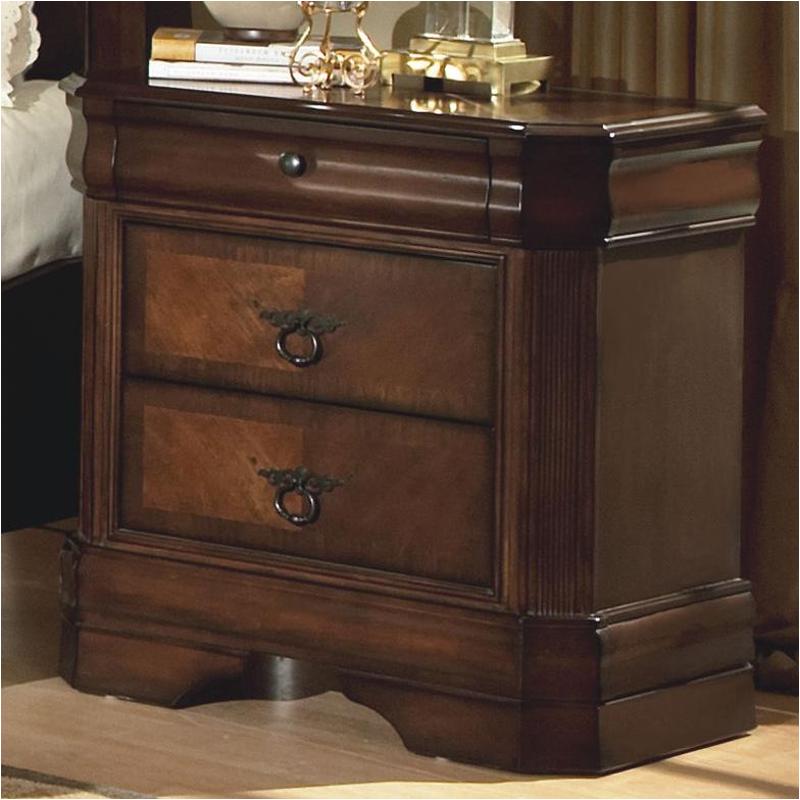00-005-040 New Classic Furniture Sheridan Bedroom Furniture Nightstand