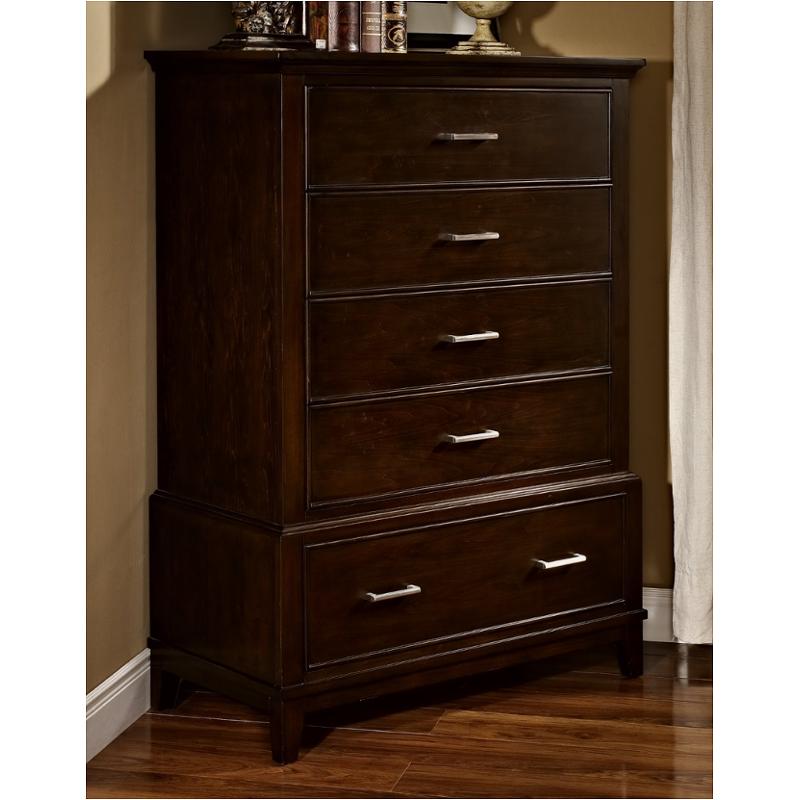 00128070 New Classic Furniture Highland Park Chest