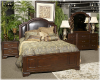 Bed / Dresser / Mirror / Nightstand