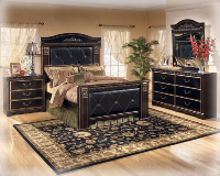 Bed / Dresser / Mirror / Nightstand