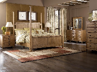 Bed / Dresser / Mirror / Nightstand