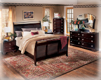 Bed / Dresser / Mirror / Nightstand