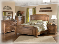Bed / Dresser / Mirror / Nightstand