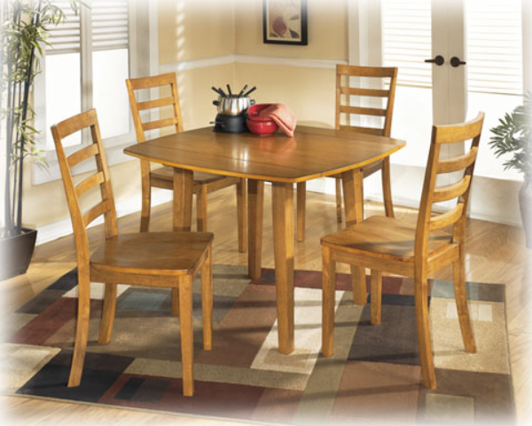Table / 4chairs
