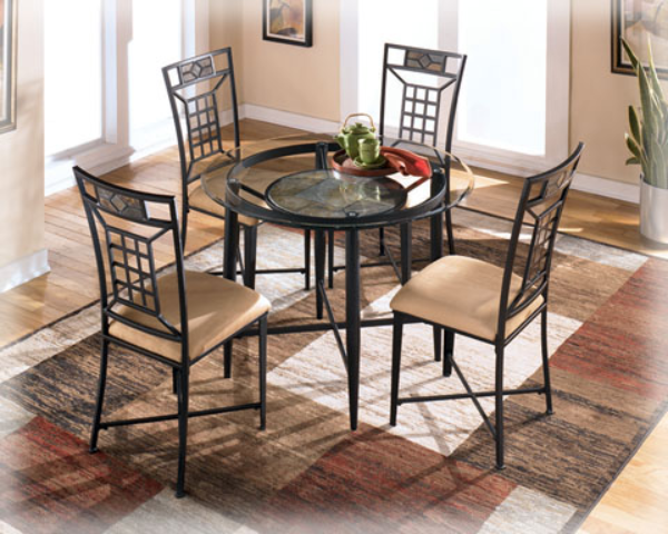 Table / 4sc
