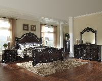 Bed / Dresser / Mirror / Nightstand