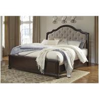 Bed / Dresser / Mirror / Nightstand